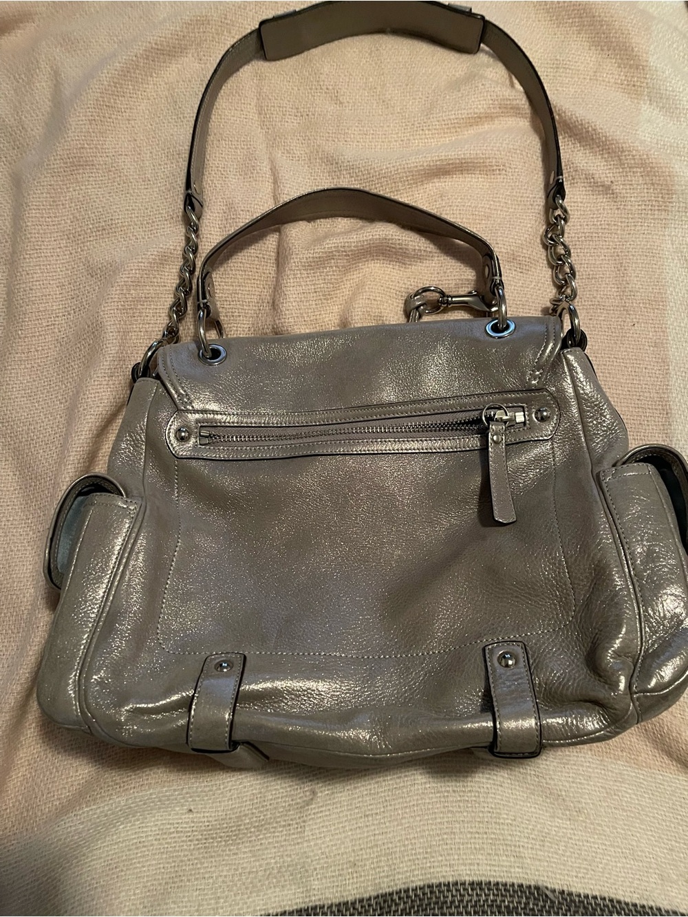 EUC COACH Sydney Metallic Silver Turnlock Flap Style 14616 - Picture 4 of 16